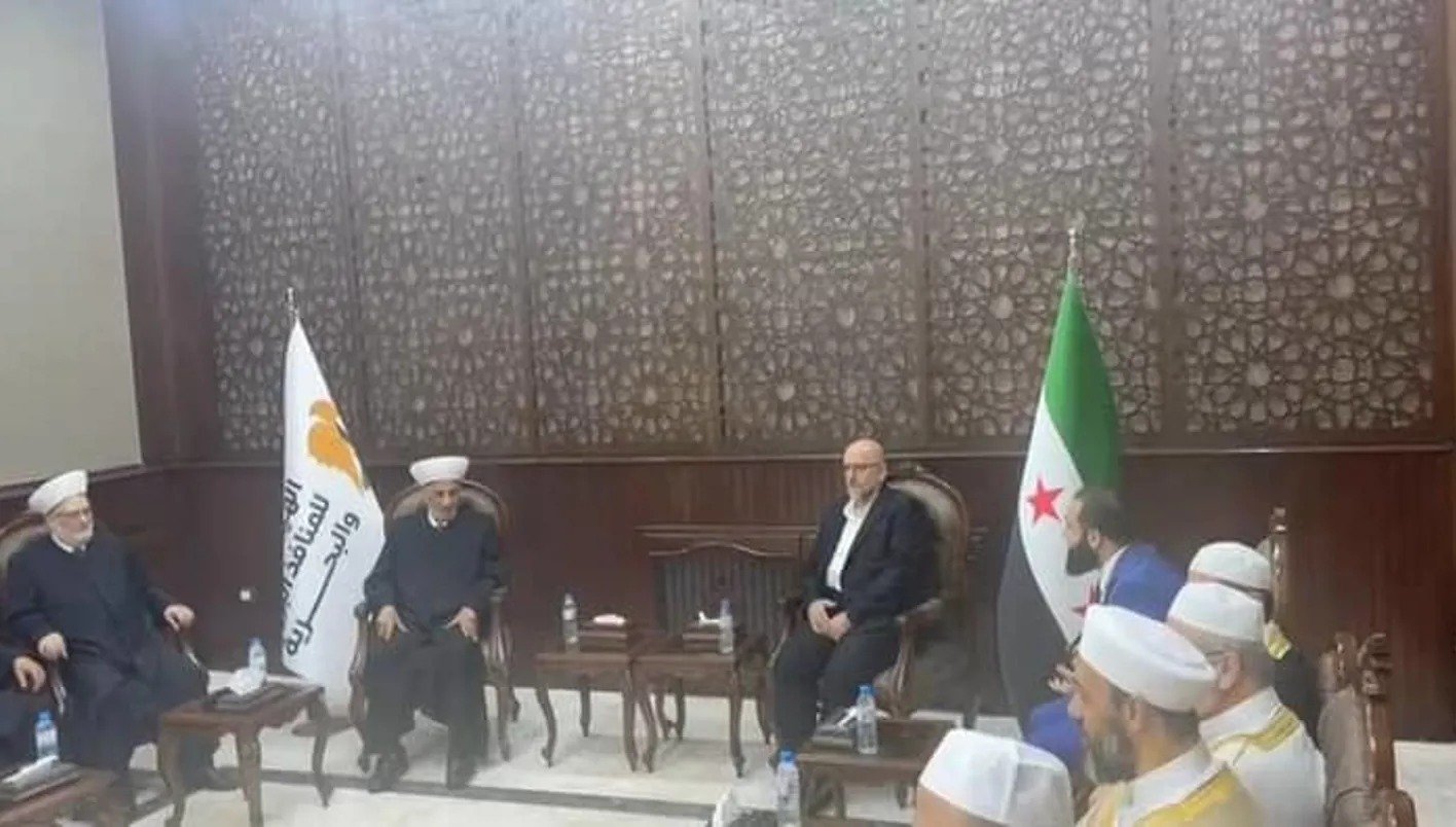 دريان من قصر الشعب: لعلاقات من نوع جديد… وأملنا بما احتواه البيان الوزاري والقسم الرئاسي